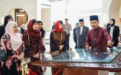 Singaporean President’s spouse visits Balai Khazanah Islam Sultan Haji Hassanal Bolkiah
