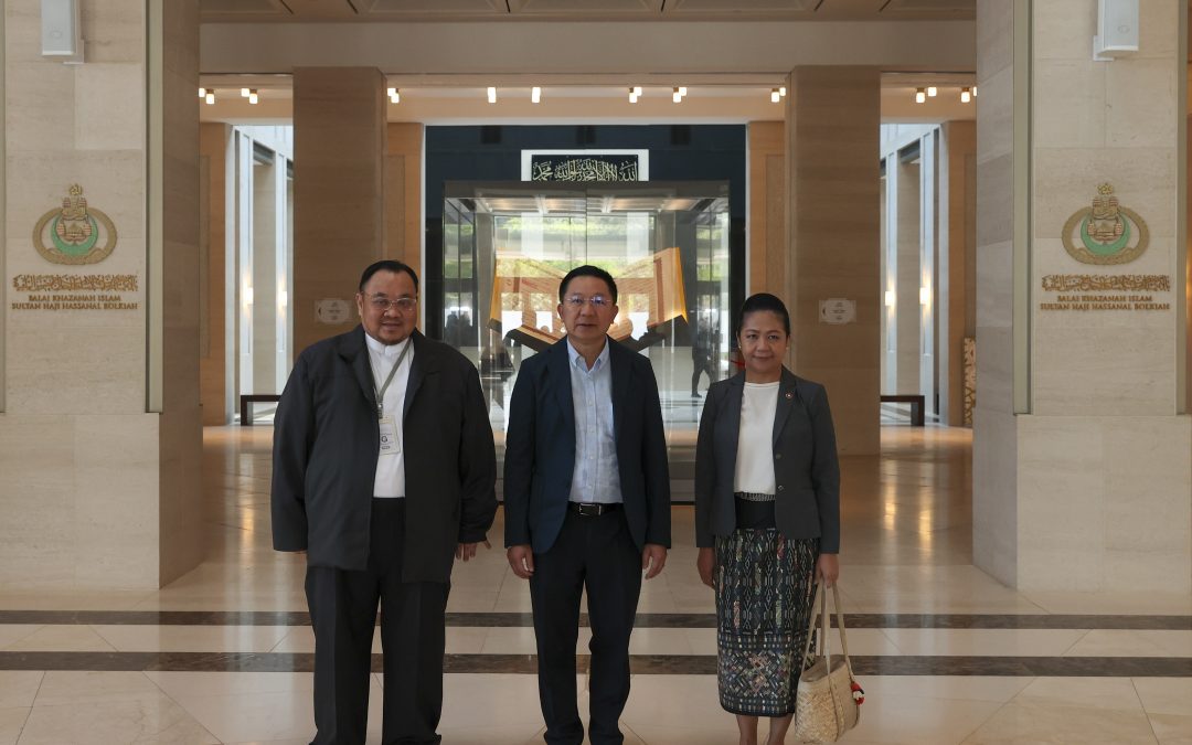 VISIT FROM THE MINISTER OF AGRICULTURE AND FORESTRY OF THE LAO PEOPLE’S DEMOCRATIC REPUBLIC, HIS EXCELLENCY PROFESSOR DR. LINKHAM DOUANGSAVANH