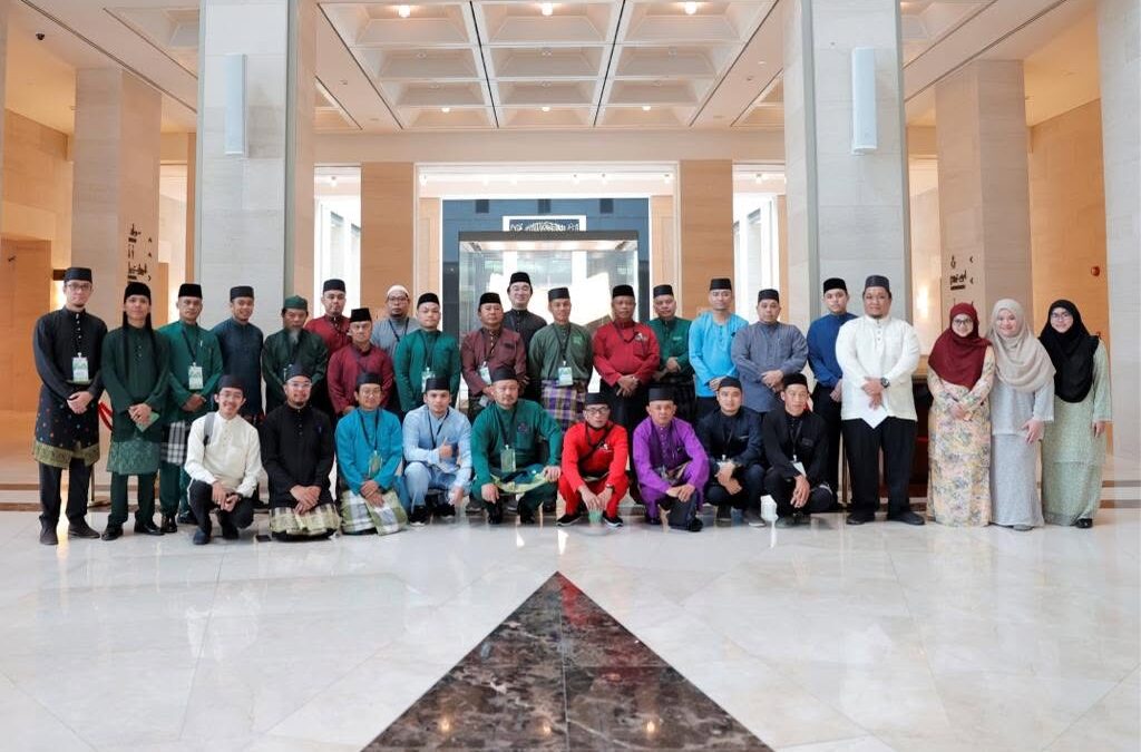 Visit To Balai Khazanah Islam Sultan Haji Hassanal Bolkiah By The Islamic Da’wah Centre From Brunei Muara and Belait Districts